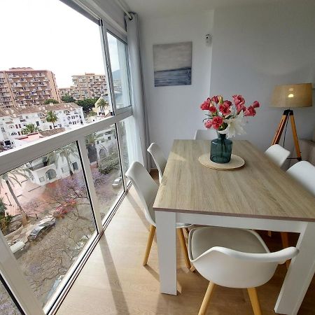 Beautiful Sea Views Cozy Apartment 350 M From Beach Benalmadena Luaran gambar
