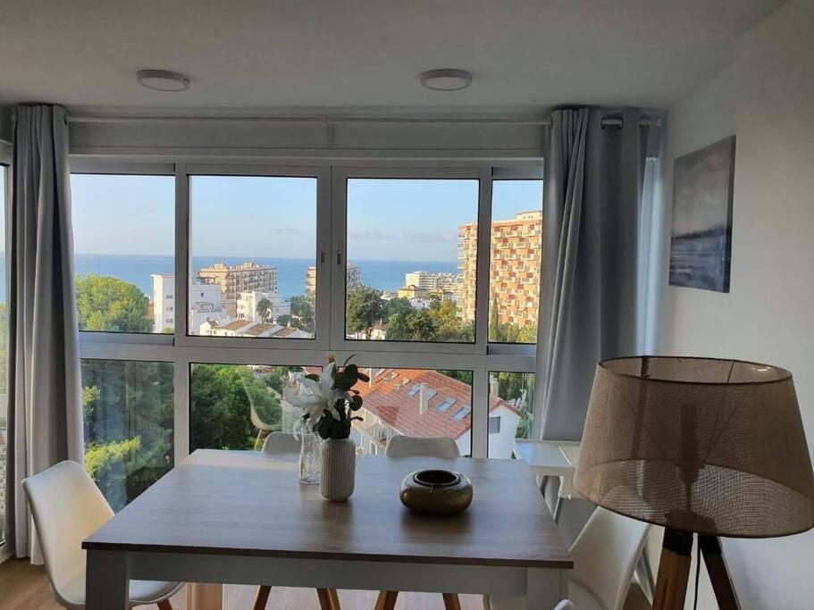 Beautiful Sea Views Cozy Apartment 350 M From Beach Benalmadena Luaran gambar