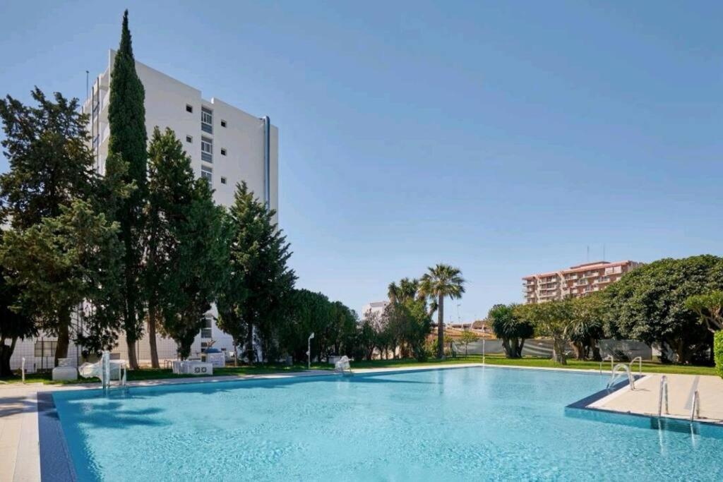 Beautiful Sea Views Cozy Apartment 350 M From Beach Benalmadena Luaran gambar
