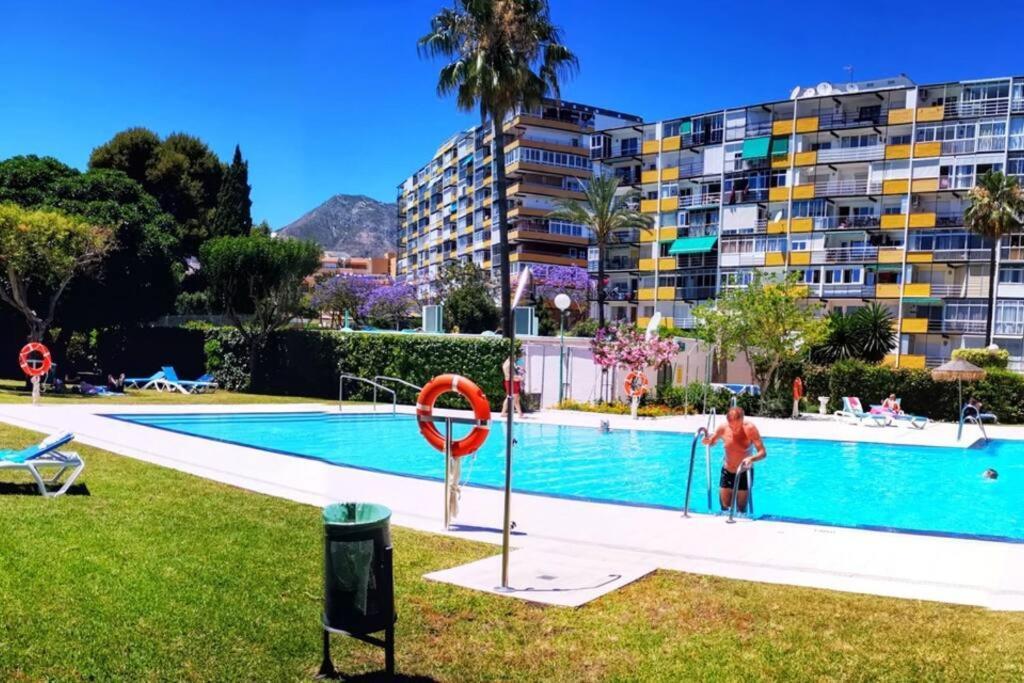 Beautiful Sea Views Cozy Apartment 350 M From Beach Benalmadena Luaran gambar