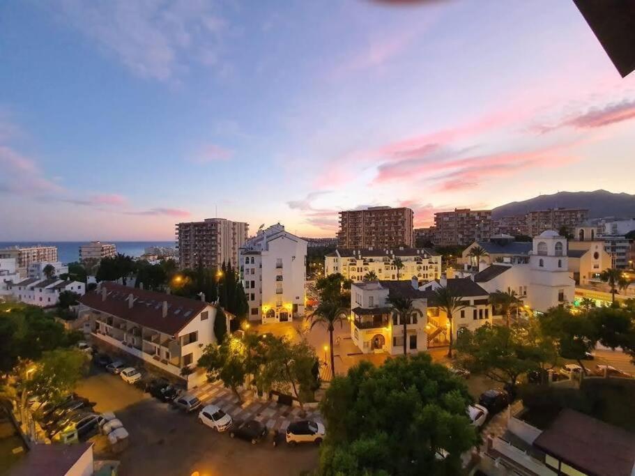 Beautiful Sea Views Cozy Apartment 350 M From Beach Benalmadena Luaran gambar