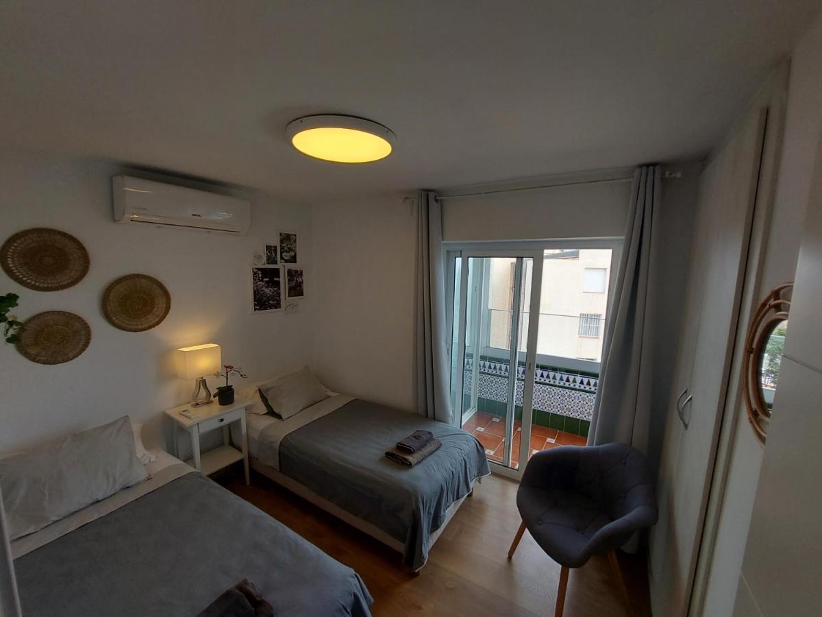 Beautiful Sea Views Cozy Apartment 350 M From Beach Benalmadena Luaran gambar